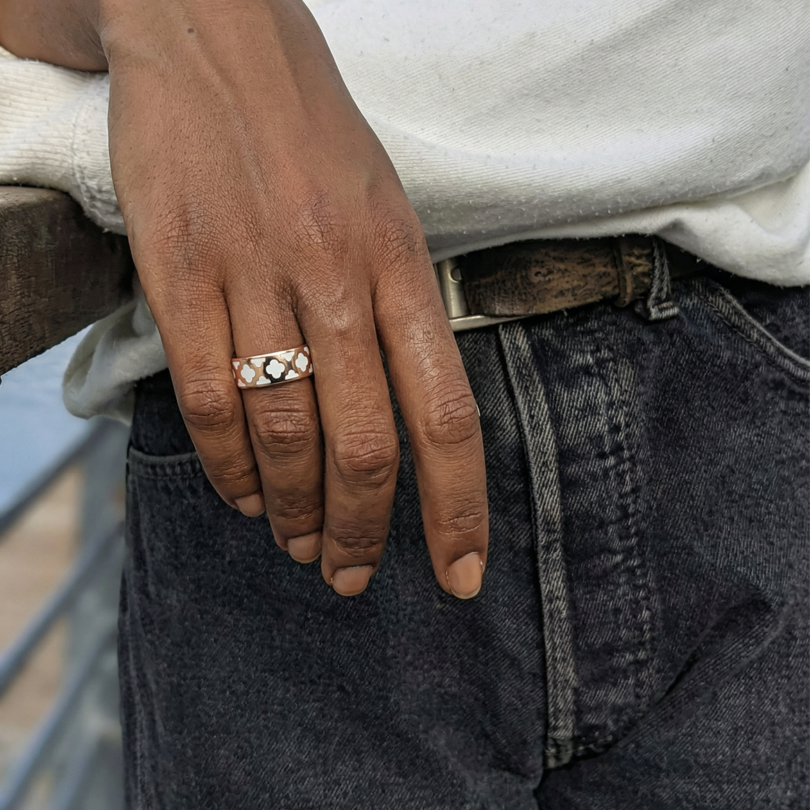 Enamel Artistry - Golden Cloud